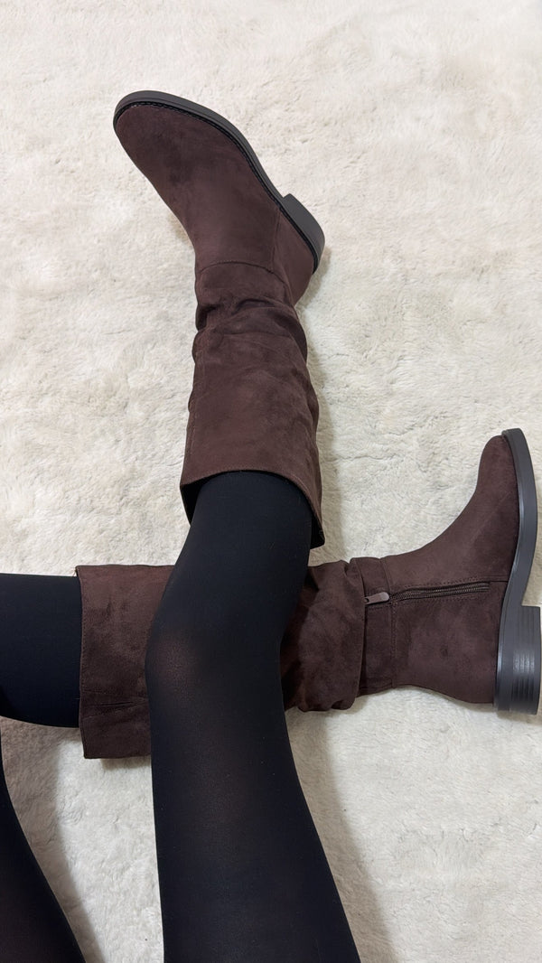 Natalia | Botas de efecto ante con caña fruncida