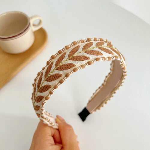 Begoña | Diadema con hojas bordadas