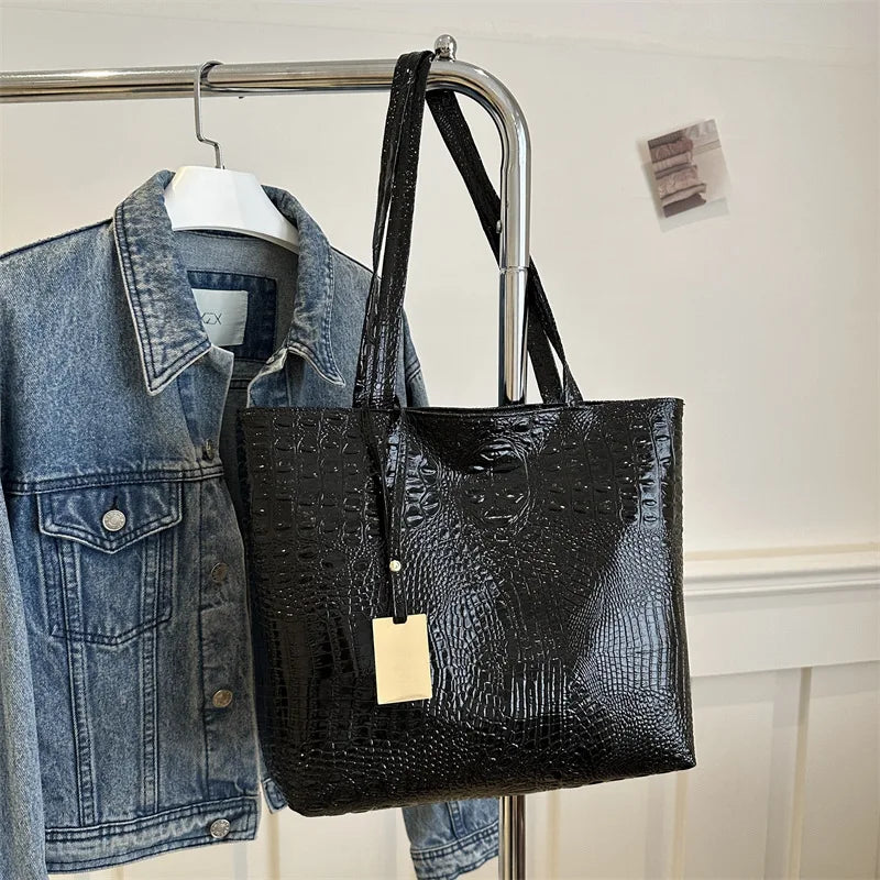 Ángela | Bolso con relieve cocodrilo