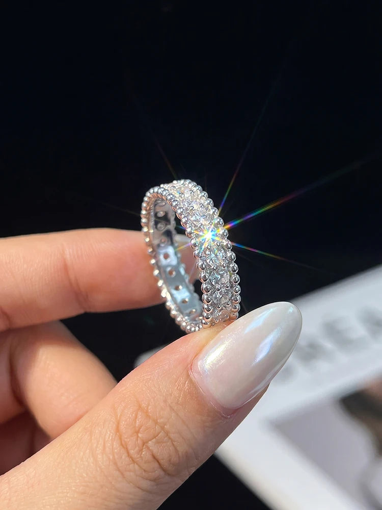 Consuelo | Anillo geométrico de moissanita