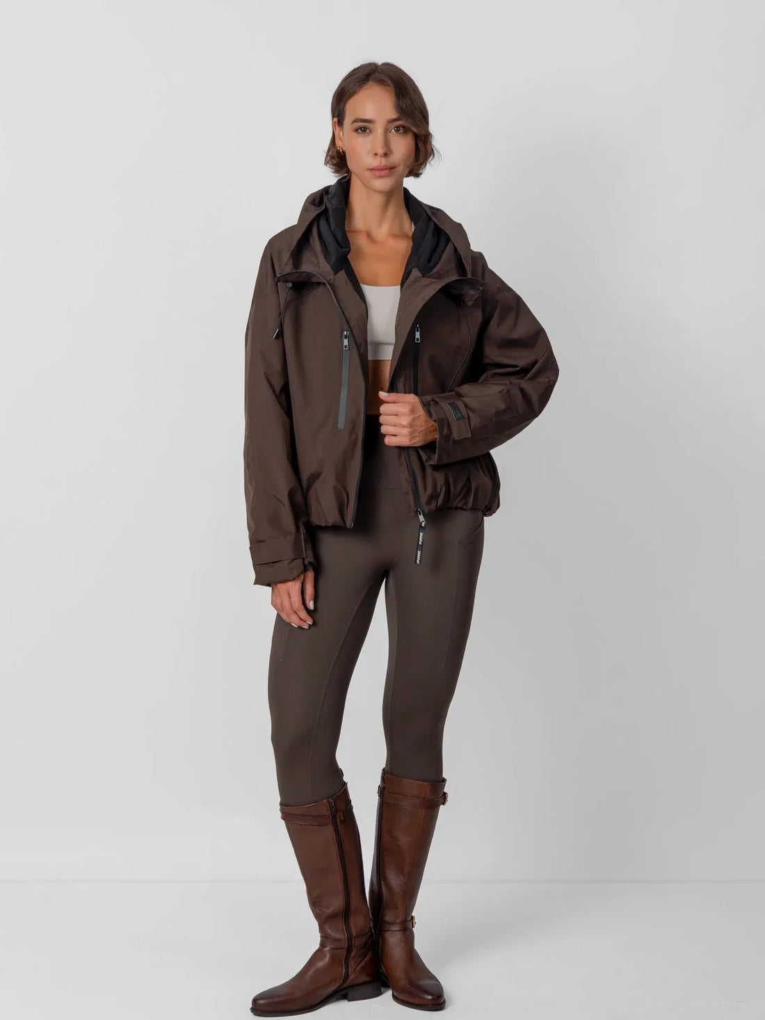 Inés | Chaqueta impermeable corta y holgada